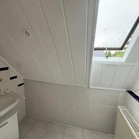 Apartment Einzelzimmer Mit Gemeinschaftsbad Ohne Kueche