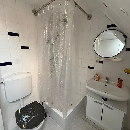 Einzelzimmer Mit Gemeinschaftsbad Ohne Kueche Nuremberg