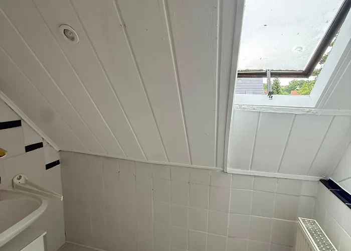 Apartmán Einzelzimmer Mit Gemeinschaftsbad Ohne Kueche